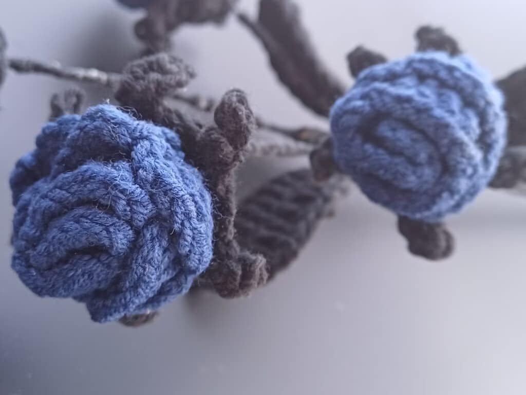 crochet flower bouquet, crochet flower gift, handmade crochet flowers, everlasting crochet bouquet, crochet flower home décor