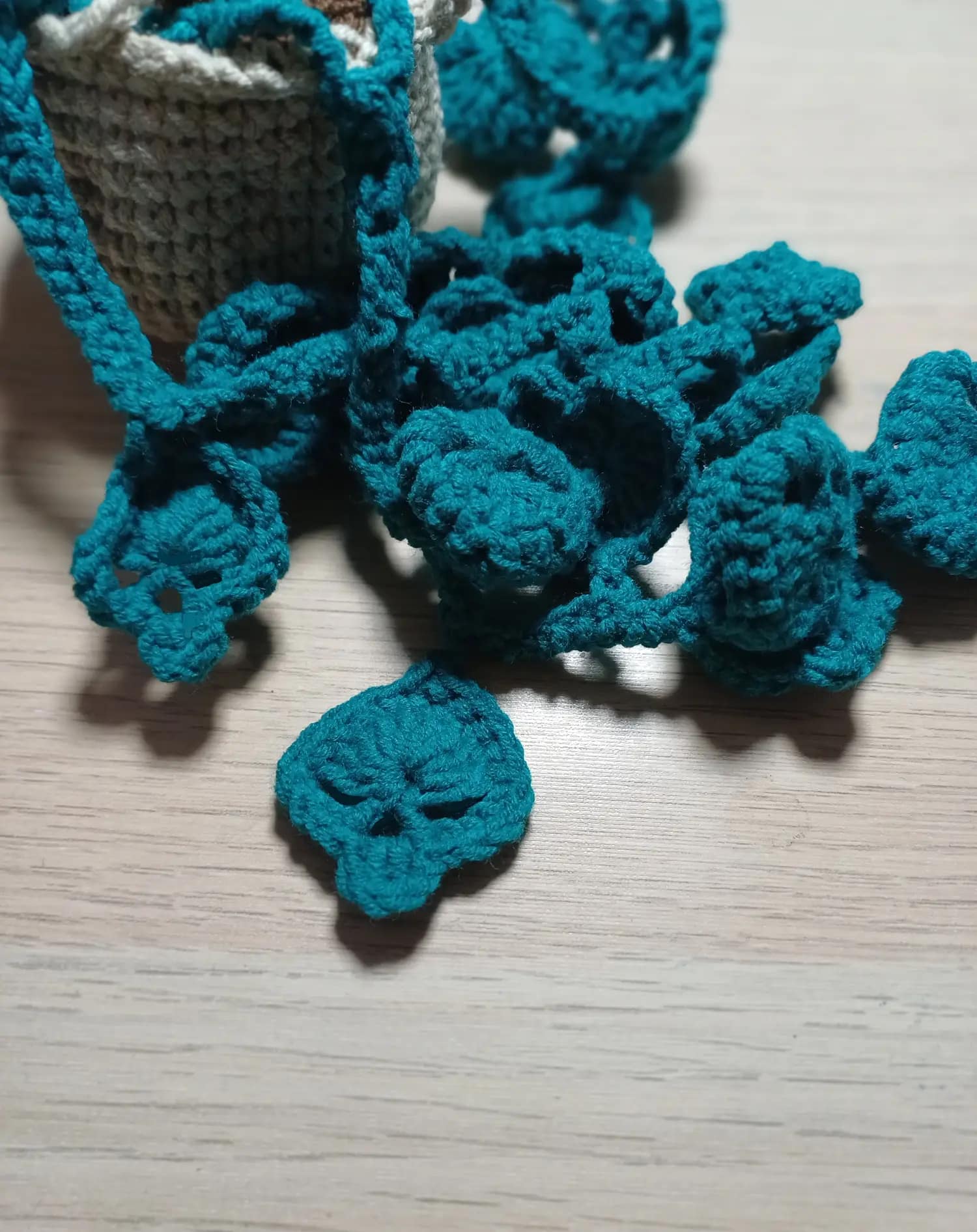 crochet flower bouquet, crochet flower gift, handmade crochet flowers, everlasting crochet bouquet, crochet flower home décor