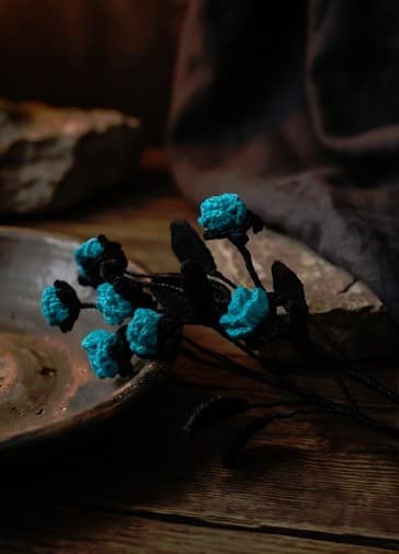 gothic crochet flower, crochet flower bouquet, crochet bouquet, crochet pattern, fake flowers, home decor, goth decor, wildflower bouquet, homedecor, bridal bouquet, crochet gifts, graduation bouquet, bridesmaid bouquet, gothic decor, amigurumi pattern,