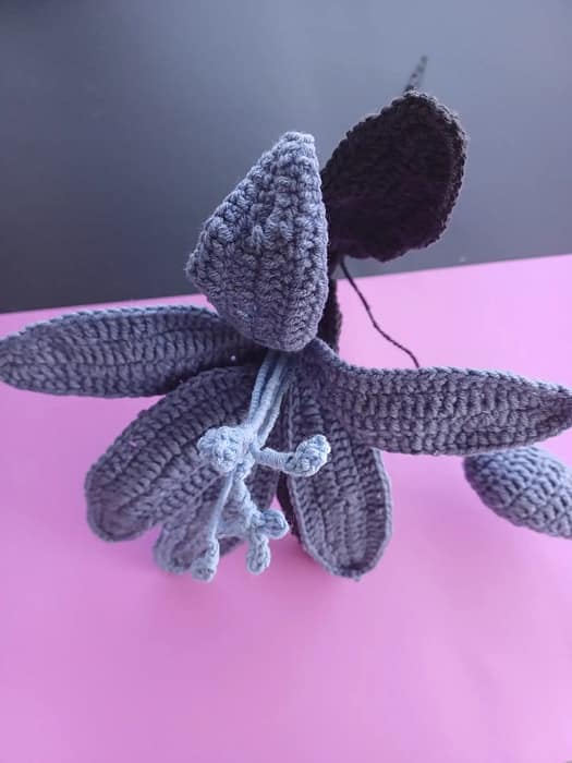 crochet flower pattern, crochet bouquet pattern, crochet lily pattern, crochet rose pattern