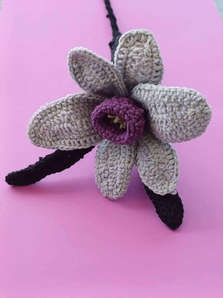 crochet flower bouquet, crochet flower gift, handmade crochet flowers, everlasting crochet bouquet, crochet flower home décor