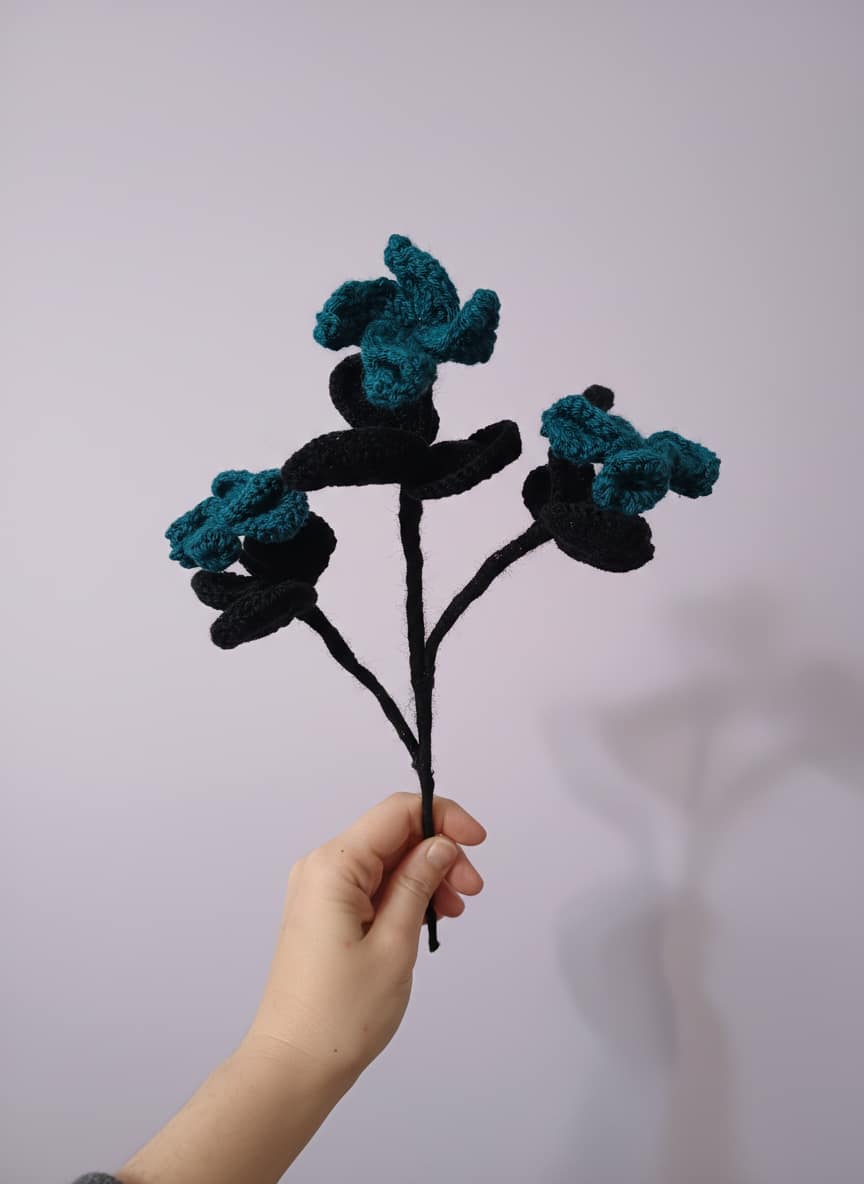 gothic crochet flower, crochet flower bouquet, crochet bouquet, crochet pattern, fake flowers, home decor, goth decor, wildflower bouquet, homedecor, bridal bouquet, crochet gifts, graduation bouquet, bridesmaid bouquet, gothic decor, amigurumi pattern,