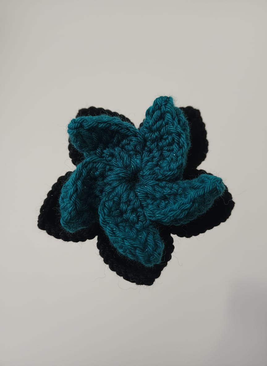 gothic crochet flower, crochet flower bouquet, crochet bouquet, crochet pattern, fake flowers, home decor, goth decor, wildflower bouquet, homedecor, bridal bouquet, crochet gifts, graduation bouquet, bridesmaid bouquet, gothic decor, amigurumi pattern,